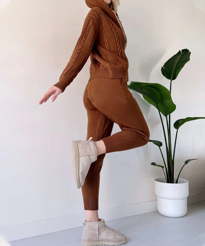 Two-Piece Set Jacquard Knit Sweater and Cardigan with Design