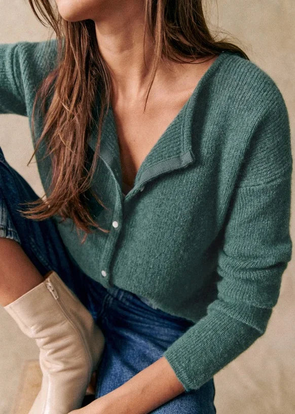 Gaspard Cardigan - Ideal for Winter