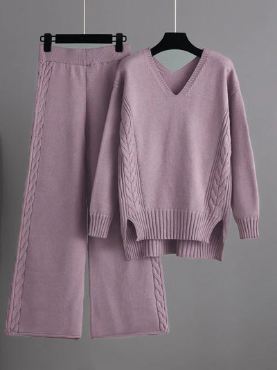 Elegant two-piece set: long-sleeved sweater and pants