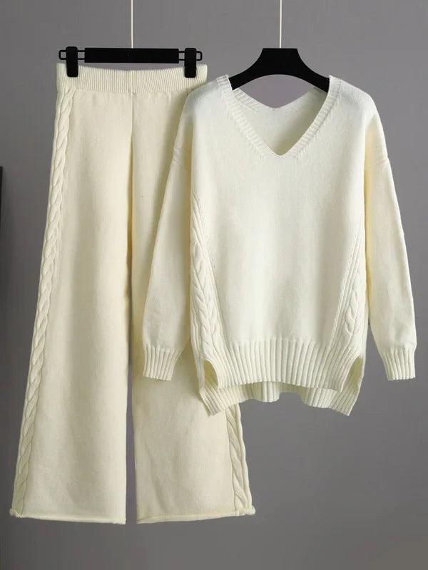 Elegant two-piece set: long-sleeved sweater and pants