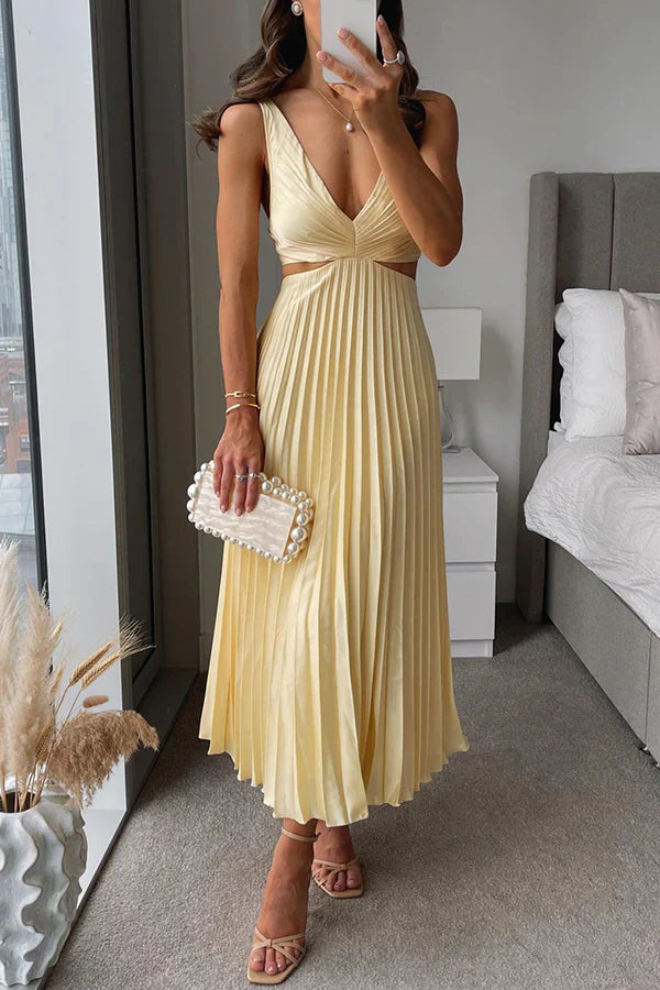 Xenia - Pleated summer midi dress with a cinched waist