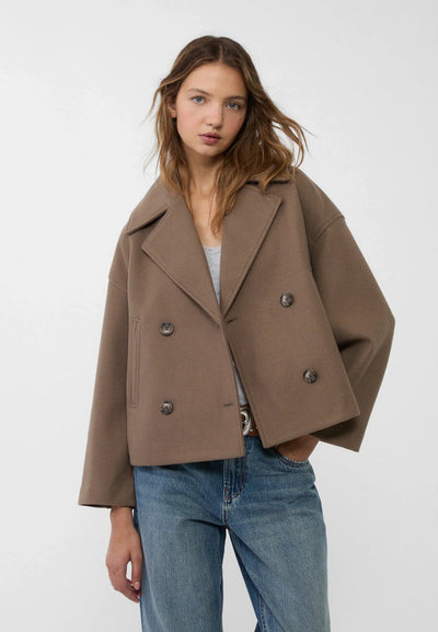 Casual short jacket perfect for any occasion