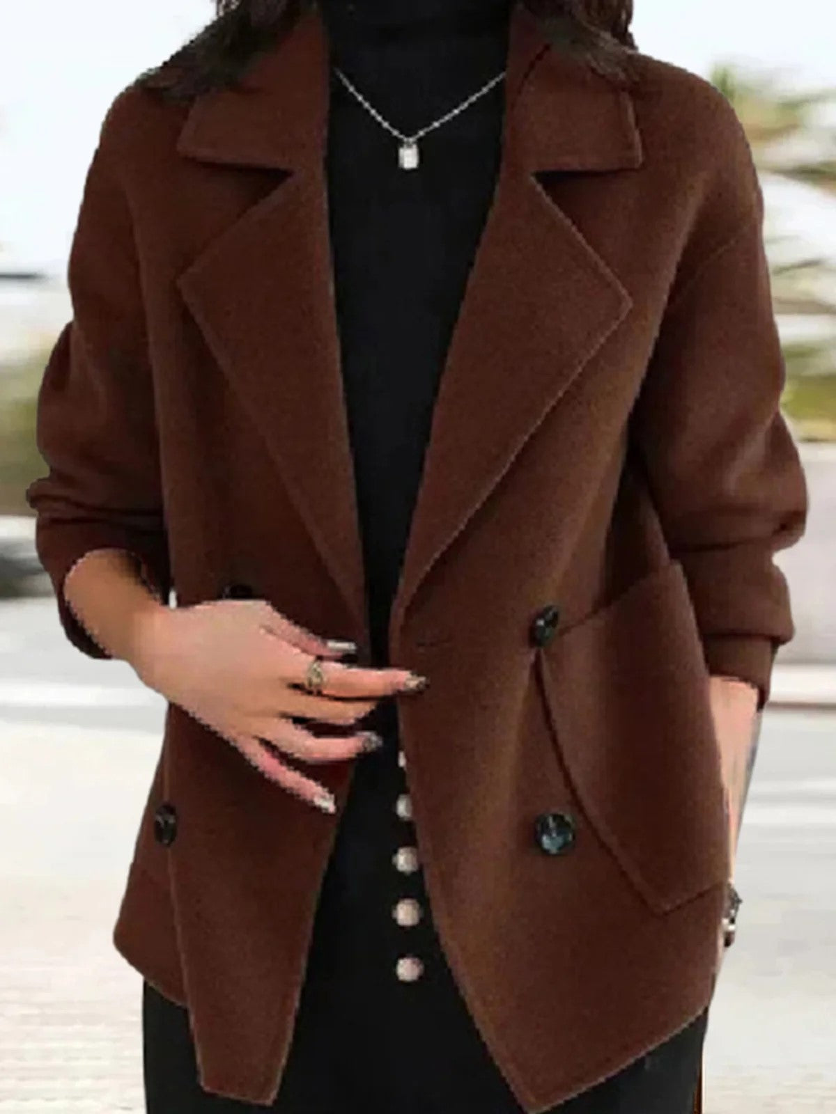 Fashionable casual coat with a laconic collar