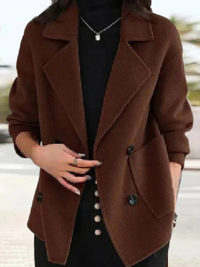 Fashionable casual coat with a laconic collar