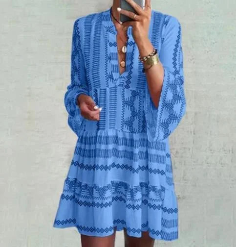 Megan - Loose-fitting dress with nine-point sleeve seams