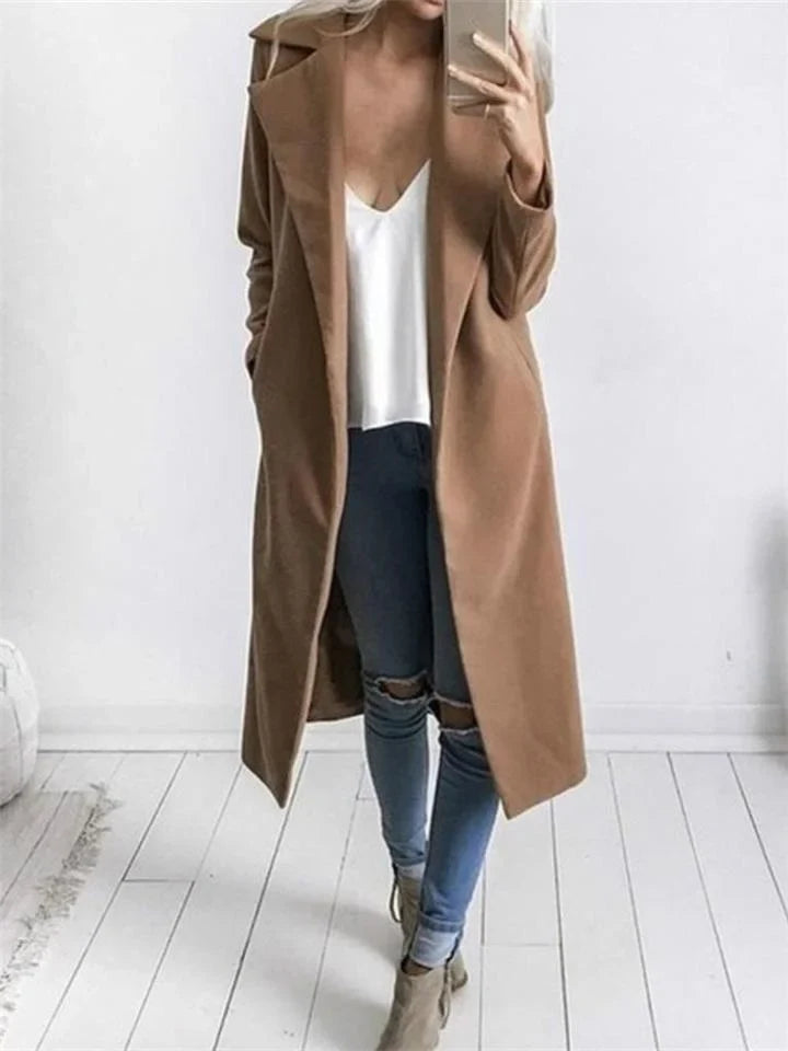Ultra-soft coat with collar and pockets