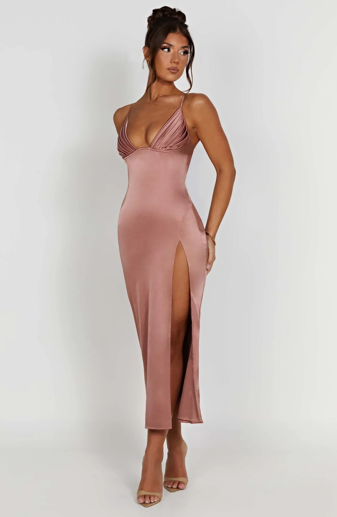 Elegant midi dress with thin straps for a sophisticated look