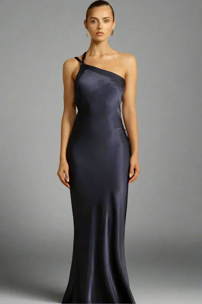 Elegant one-shoulder long dress with open back and asymmetrical neckline, ideal for special events