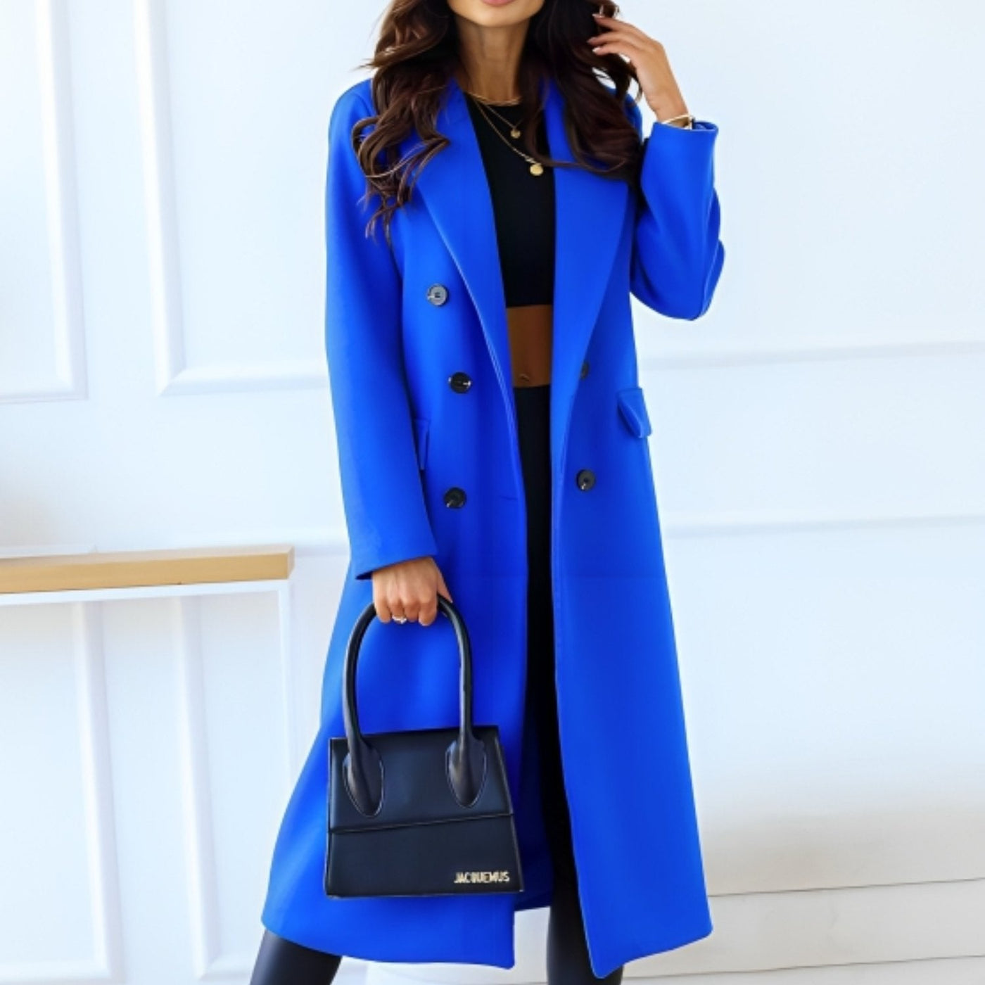 Elegant and cozy winter coat for women
