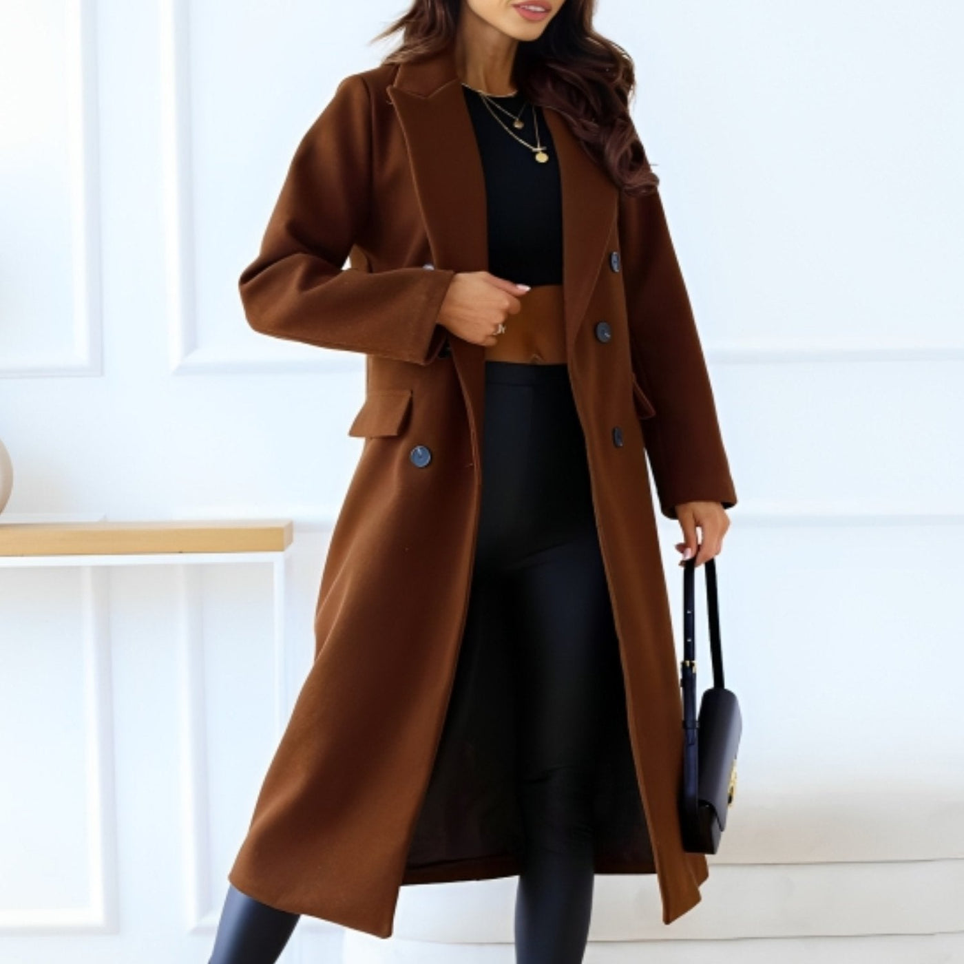 Elegant and cozy winter coat for women