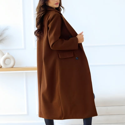 Elegant and cozy winter coat for women