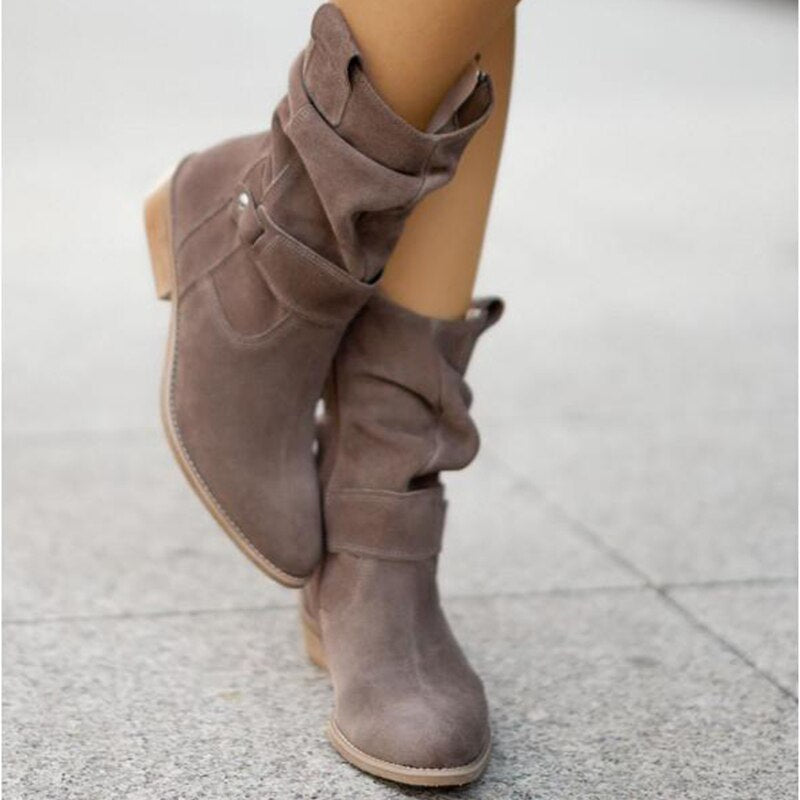 Modern and Lightweight Boots for Every Day
