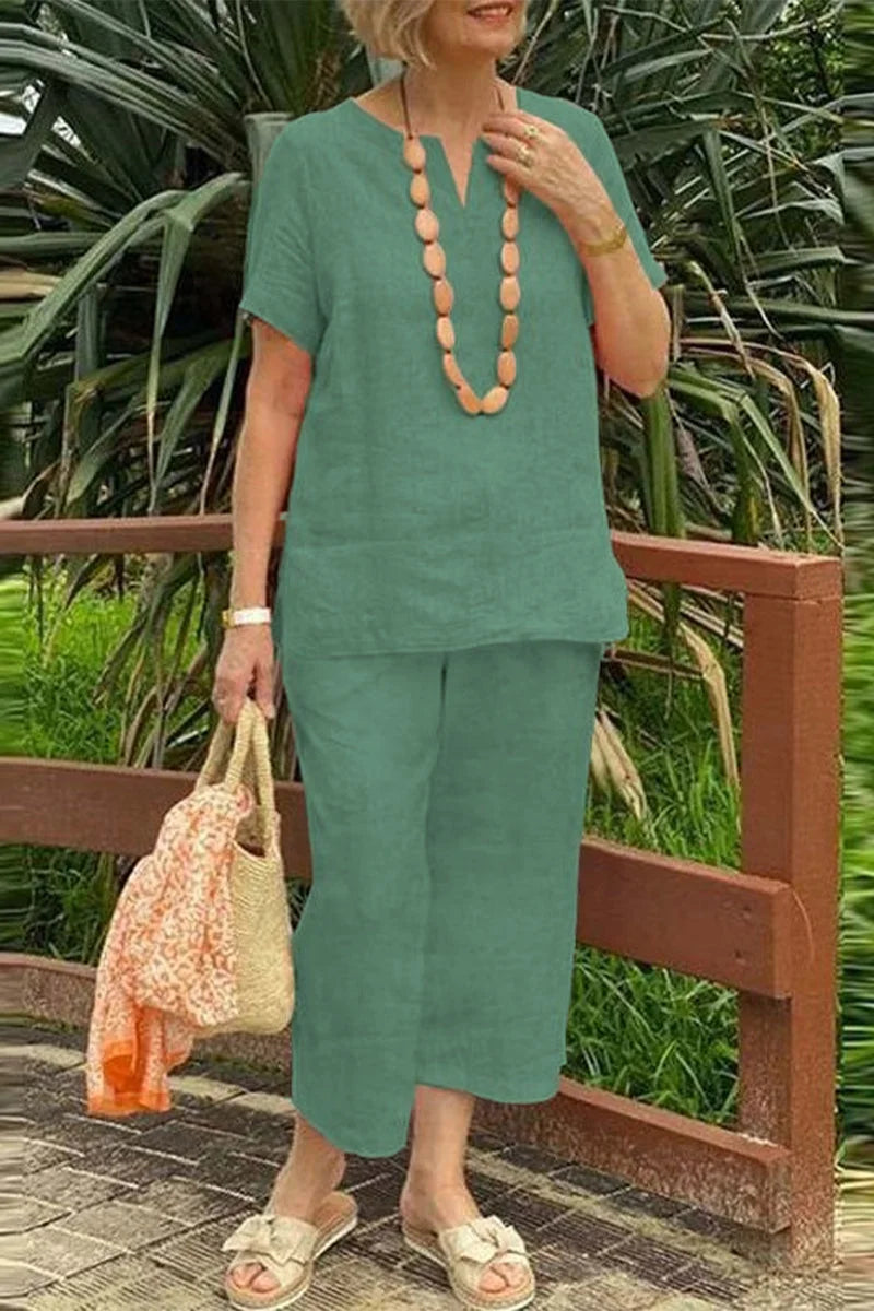 Andrea - Short V-neck two-piece set