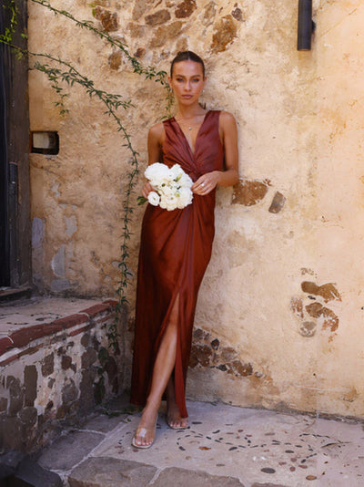 Victoria - V Sleeveless Evening Dress