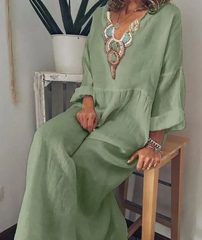 Victoria - Casual long-sleeved V-neck dress