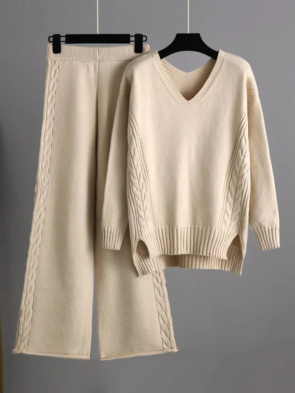 Elegant two-piece set: long-sleeved sweater and pants