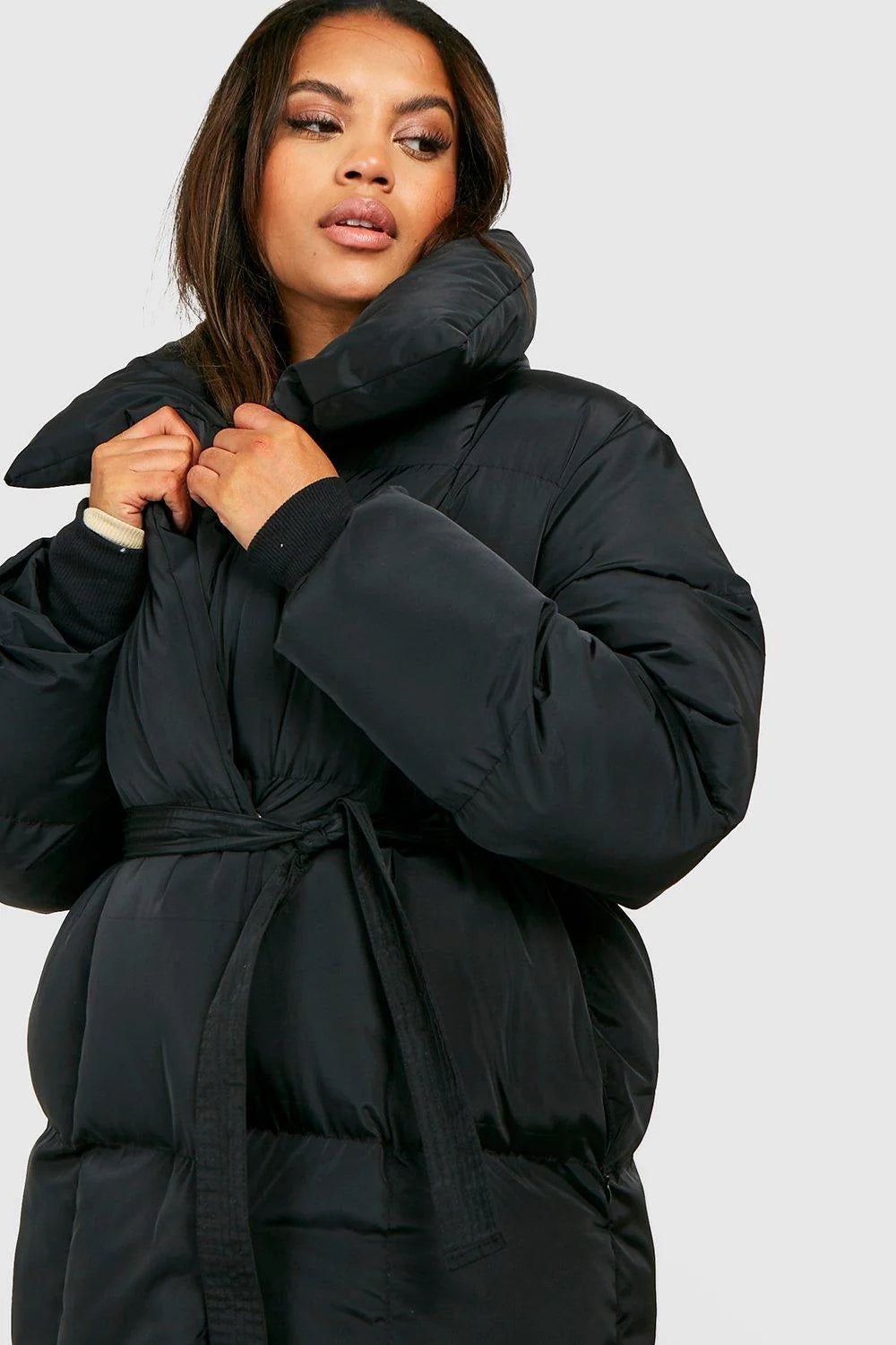 Elegant women's jacket with a high collar – Ideal for winter