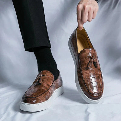 Elegant men's loafers with a modern style and comfortable design