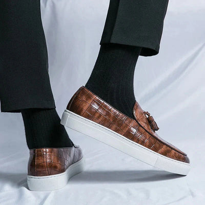 Elegant men's loafers with a modern style and comfortable design