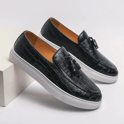 Elegant men's loafers with a modern style and comfortable design