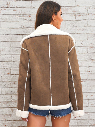Retro winter coat with elegant collar