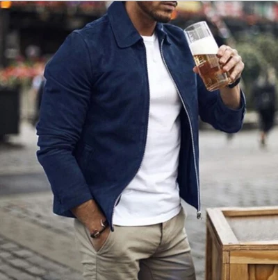 Stylish men's jacket with relaxed collar and zip for everyday use