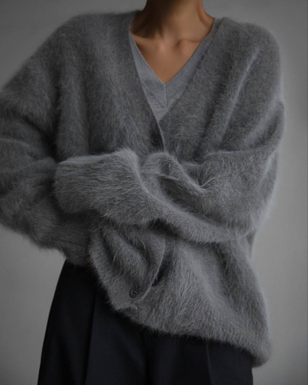 Alba - Elegant long-sleeved sweater for women
