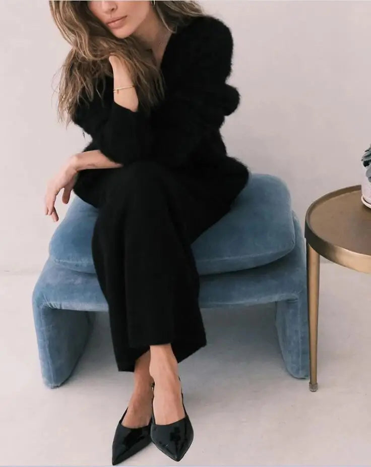 Alba - Elegant long-sleeved sweater for women