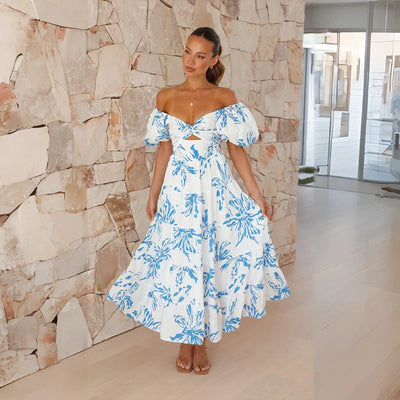 Elegant long dress with sophisticated floral print