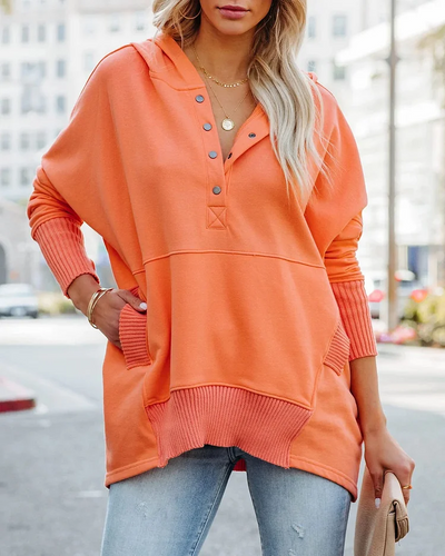 Martina - Casual sweatshirt with batwing sleeves and a plain V-neckline