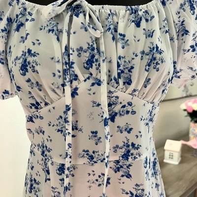 Lara - Floral print square neckline midi dress