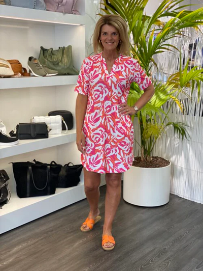 Karina - Printed dress with V-neckline