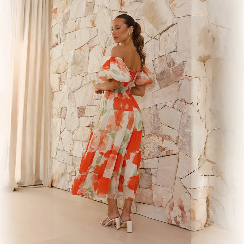 Elegant long dress with sophisticated floral print