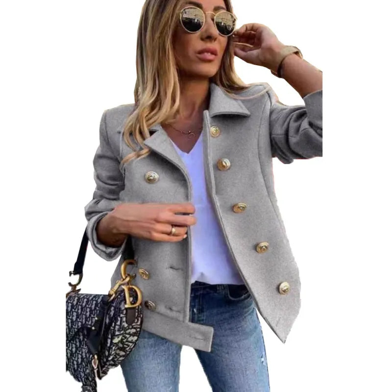 Elegant long jacket with button closure