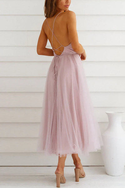 Malena - Romantic V-neck midi dress in tulle