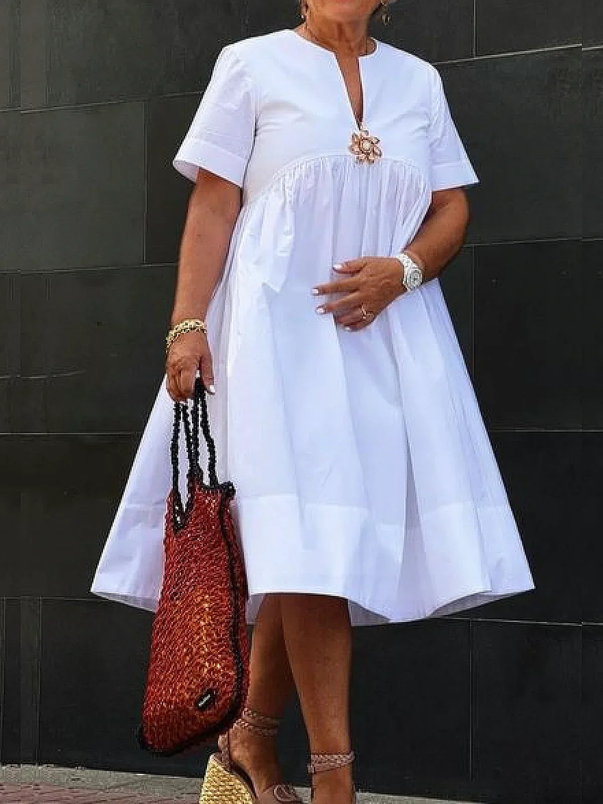 Emma - Holiday Floral Brooch Loose Plain Midi Dress