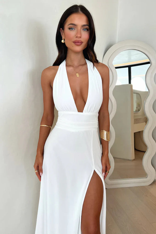 Elegant long dress with open back and side slit