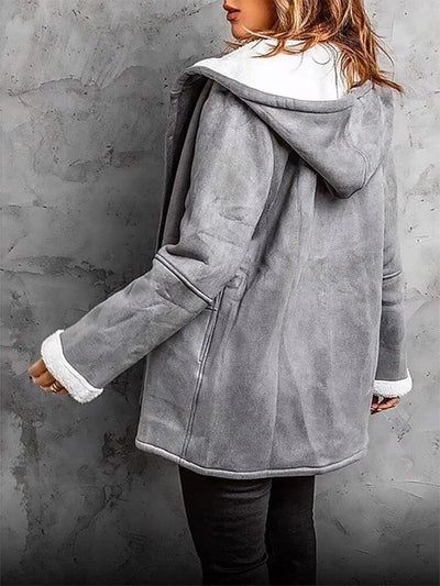 Elegant and relaxed jacket for stylish appearances