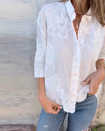 Women's summer shirt with classic collar and buttons