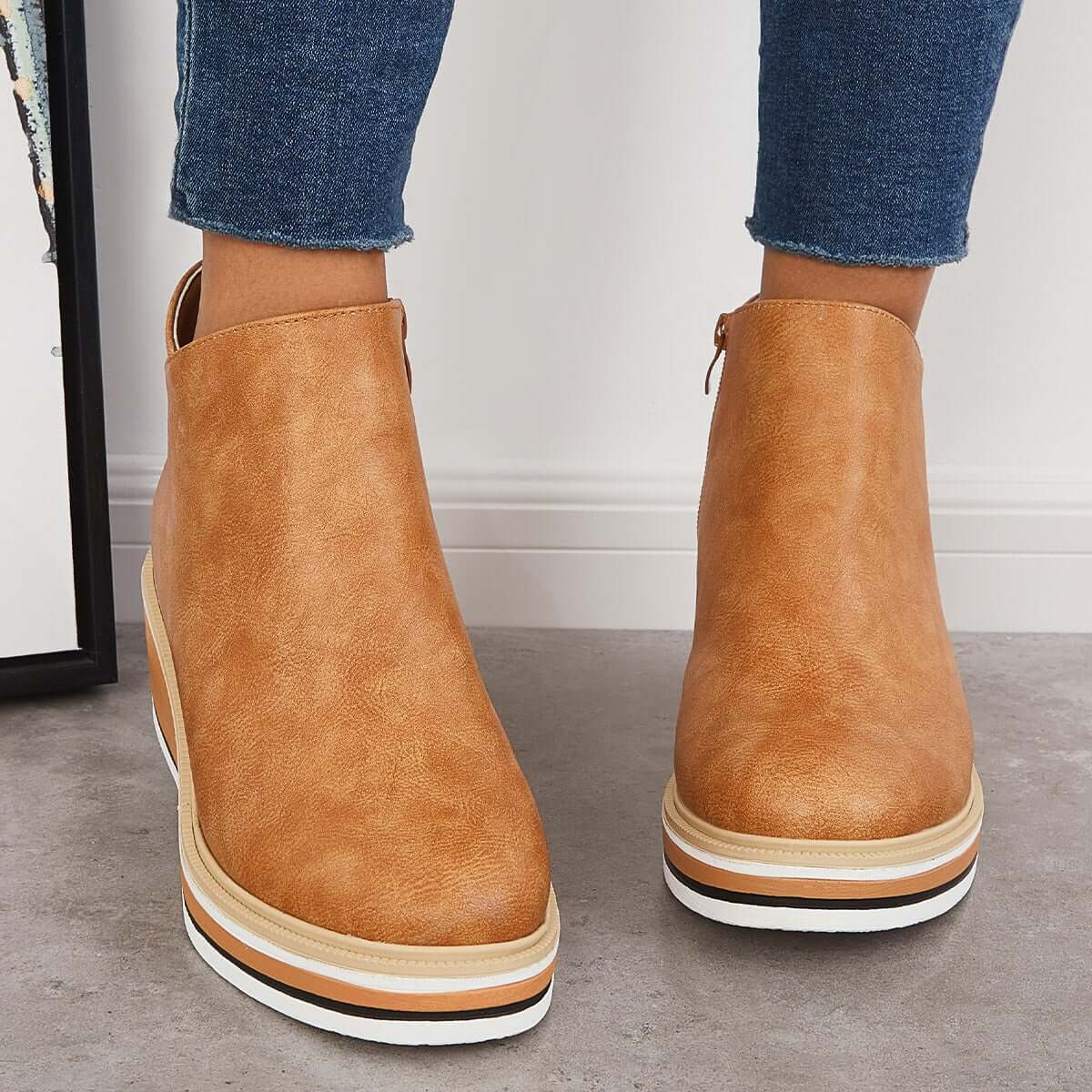 Casual Platform Sneakers with Side Zipper for a Chic Style