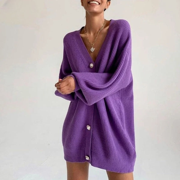 Women's Oversized Cardigan with Heart Buttons: Warm Knitted Sweater for Fall and Winter