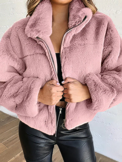 Charming zip-up jacket for easy styling