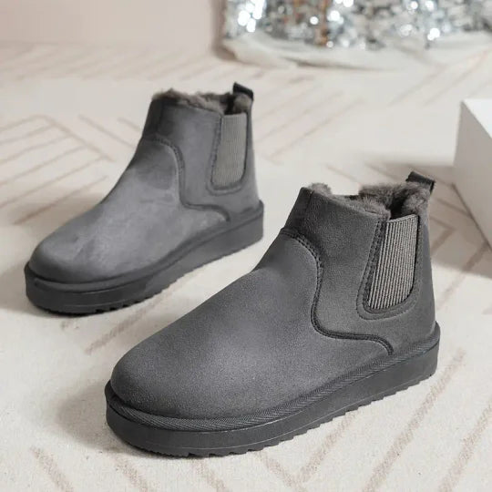 Classic plain boots with cropped tops