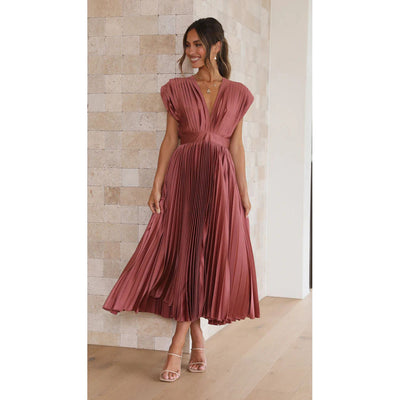 Elegant pleated long dress with a V-neckline for special occasions