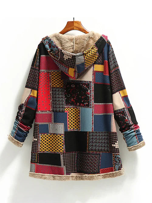 Women's hooded coat with pockets: comfort and style with a print