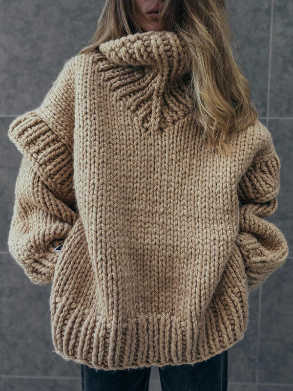 Elegant long-sleeved oversized sweater for cold weather