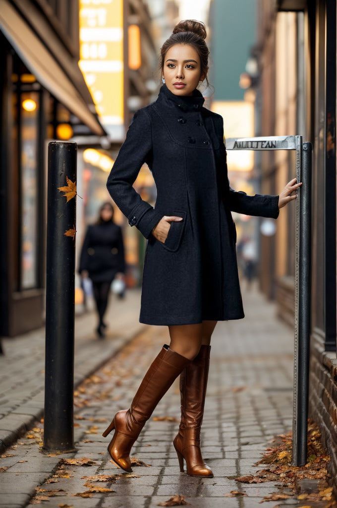 Modern and cozy women's coat