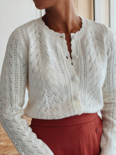Charming women's cardigan for every day