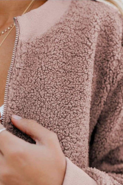 Warm Teddy-style bomber jacket: comfort and style in one