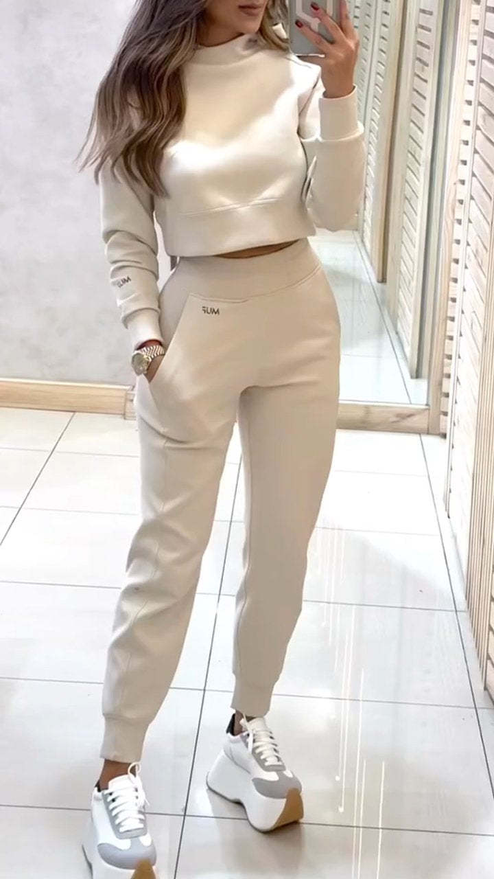 Women's Casual Long Sleeve Turtleneck Sweater Set - Autumn and Winter